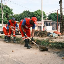 SOMAR realiza força-tarefa de limpeza em diversos bairros após fortes chuvas em Maricá