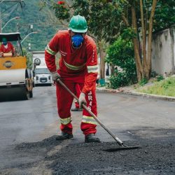 SOMAR avança com serviços de pavimentação em diversos bairros de Maricá
