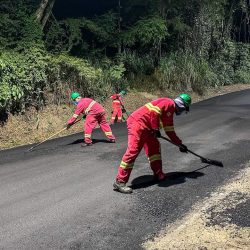 Obra da SOMAR na Serrinha renova asfalto e atende demanda antiga de motoristas